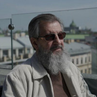Себе, другим или вместе? Часть I